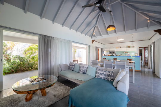 VILLA PLEASURE LIVING AREA 2