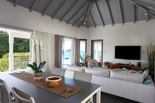 VILLA PLEASURE LIVING AREA 4