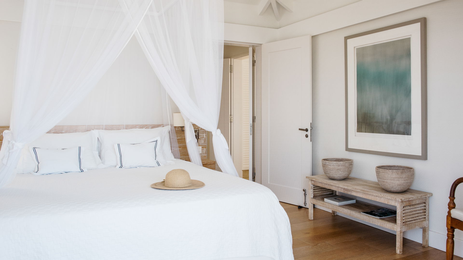 BEDROOM 1
