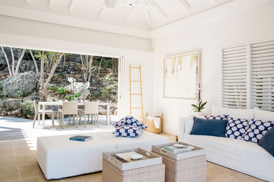 VILLA MARY LIVING AREA 10