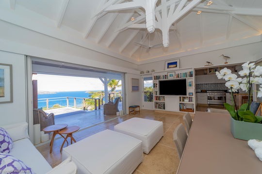 VILLA MARY LIVING AREA 4