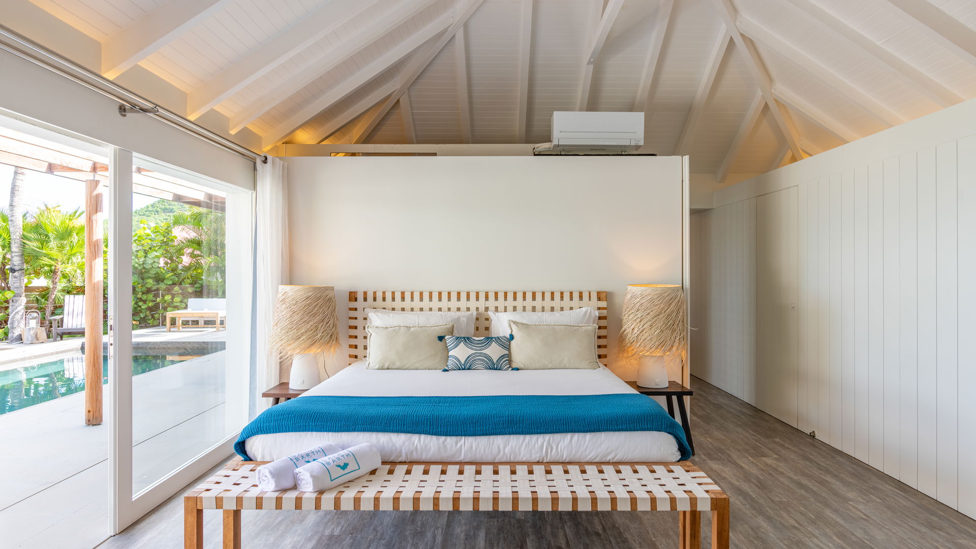 BEDROOM 1
