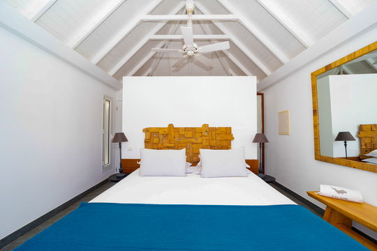 VILLA MADEMOISELLE BEDROOM1 3