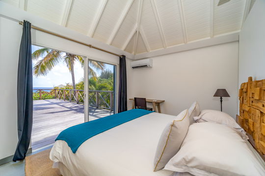 VILLA MADEMOISELLE BEDROOM1 5