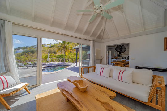 VILLA MADEMOISELLE LIVING AREA 2