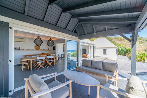 VILLA MADEMOISELLE OUTDOOR LOUNGE AREA 1