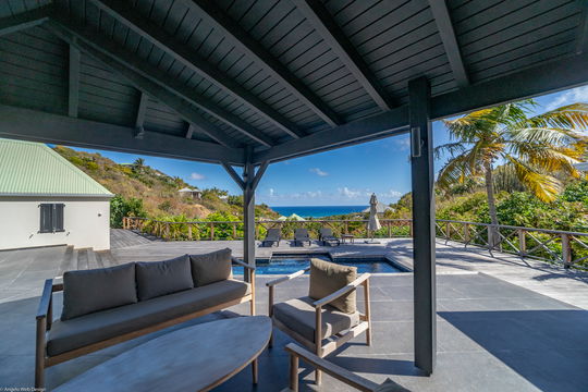 VILLA MADEMOISELLE OUTDOOR LOUNGE AREA 2