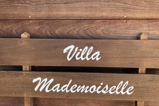 VILLA MADEMOISELLE OUTDOORS 5