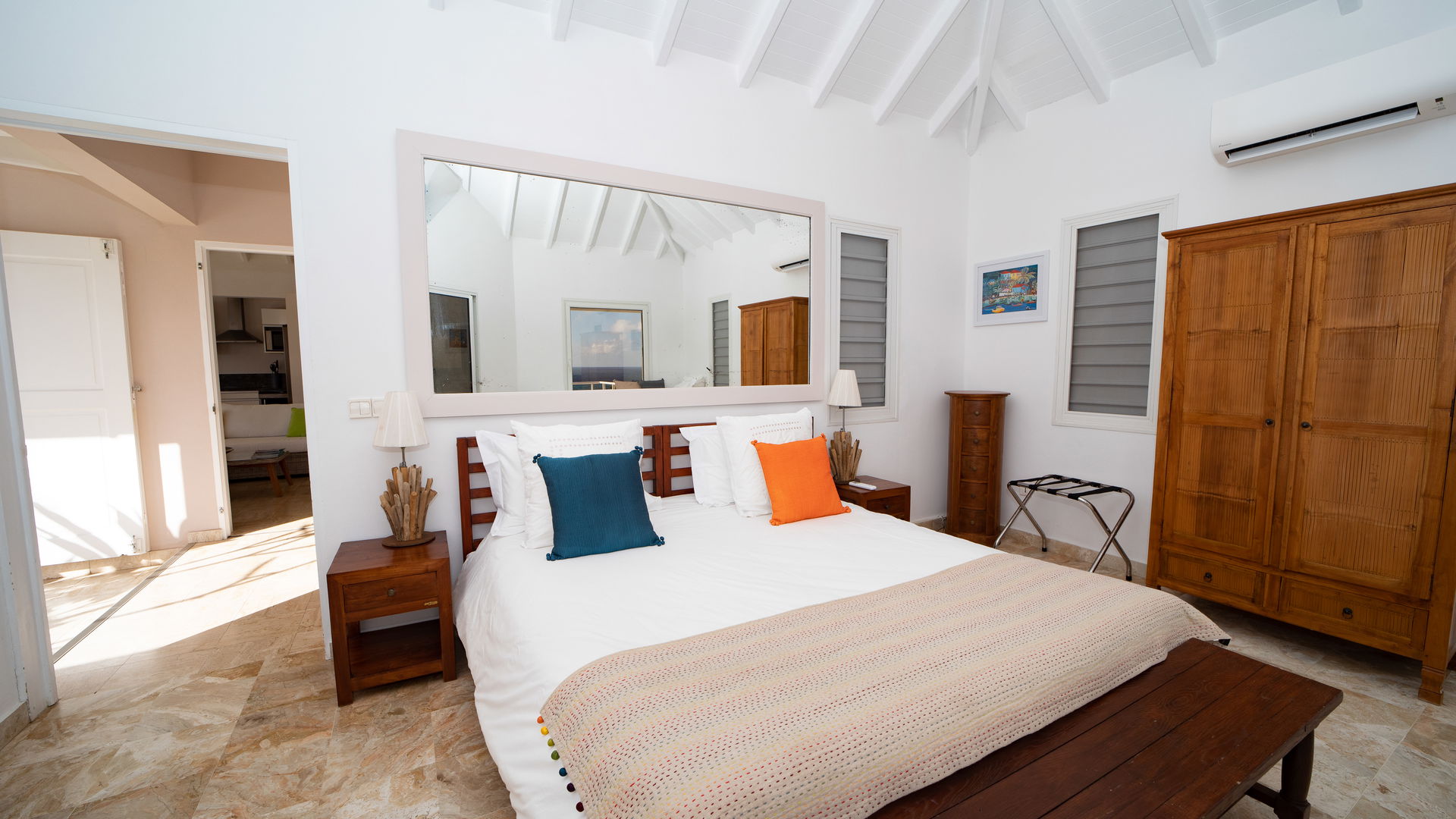 BEDROOM 1
