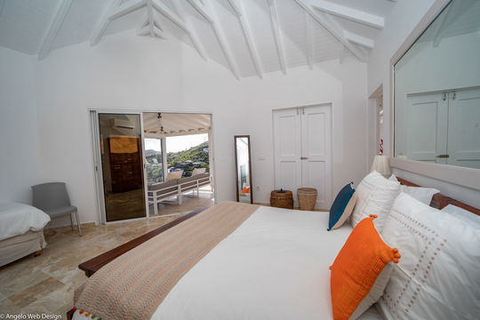 VILLA NOCEAN BEDROOM1 4