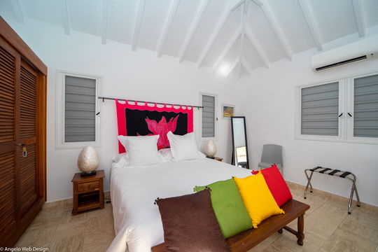 VILLA NOCEAN BEDROOM2 5