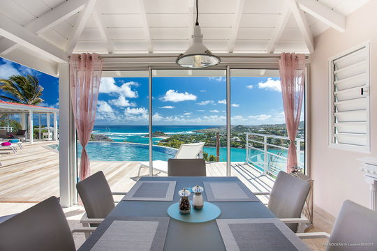 VILLA NOCEAN KITCHEN & DINING AREA 5
