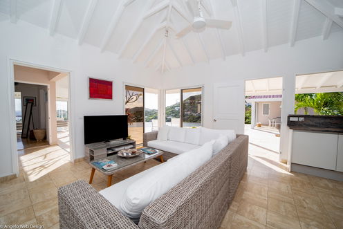 VILLA NOCEAN LIVING AREA 1