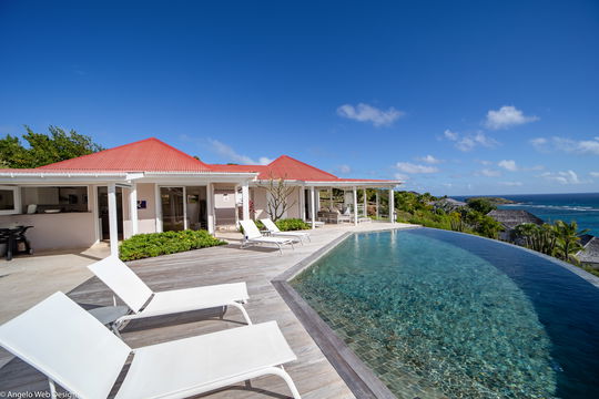 VILLA NOCEAN POOL & TERRACE 5