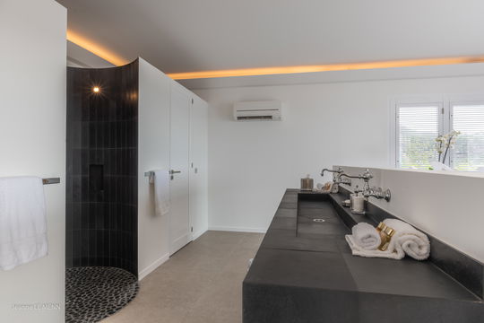 VILLA COCO BEDROOM3 4
