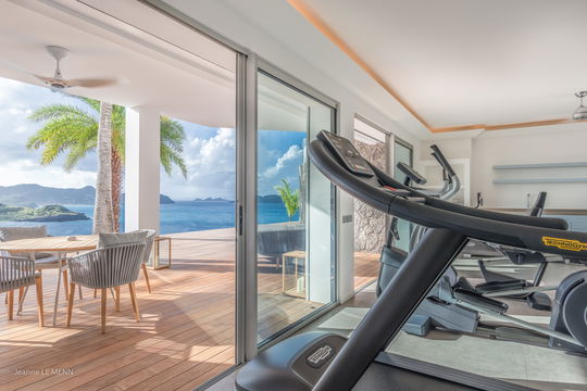 VILLA COCO FITNESS & JACUZZI 3