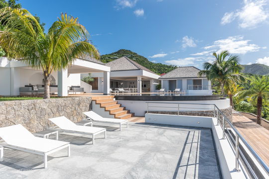 VILLA COCO OUTDOORS 2