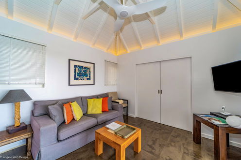 VILLA ALPHANE LIVING AREA 1