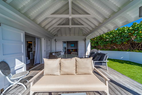 VILLA ALPHANE LIVING AREA 4