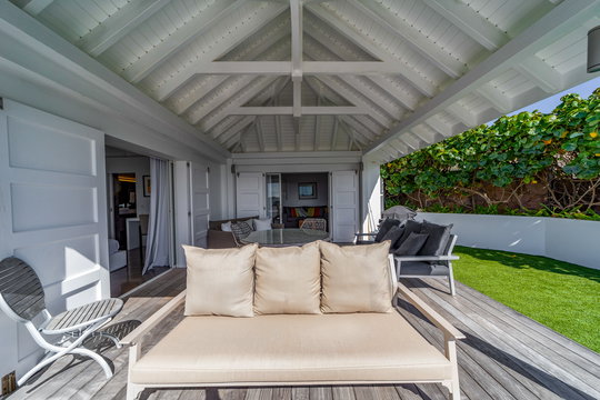 VILLA ALPHANE LIVING AREA 5