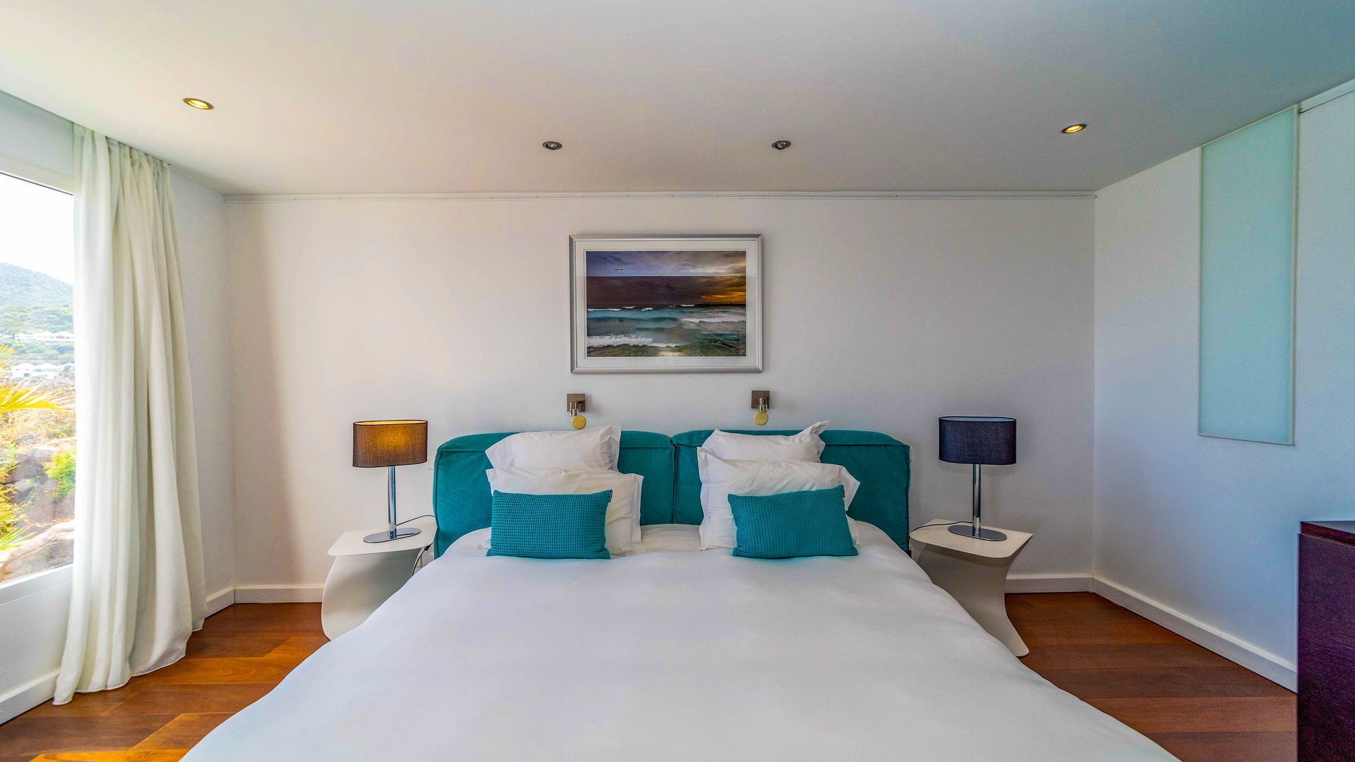 BEDROOM 1