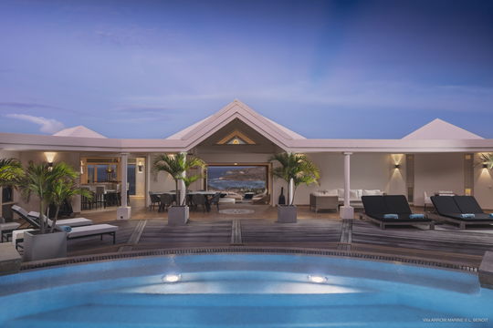 VILLA ARROW MARINE BY NIGHT 5