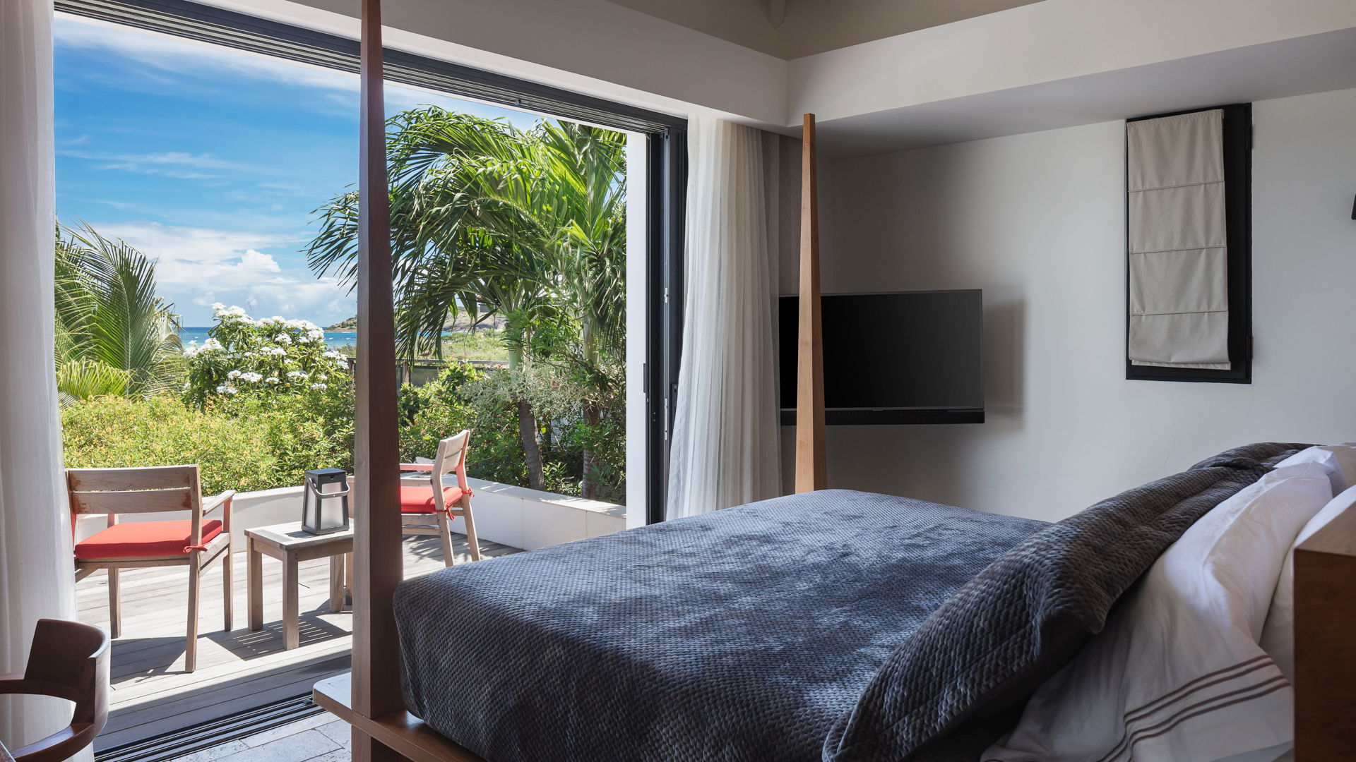 BEDROOM 1