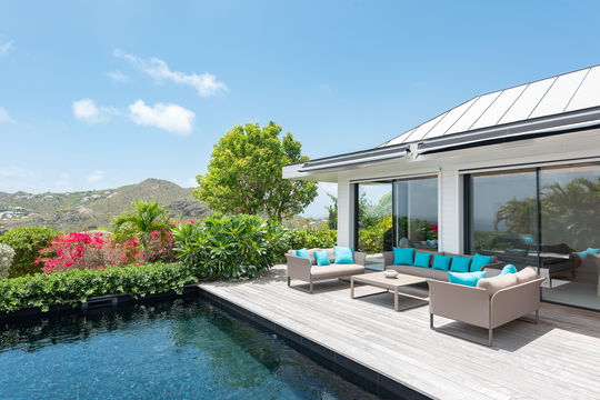 VILLA KING GUSTAF POOL & TERRACE 5