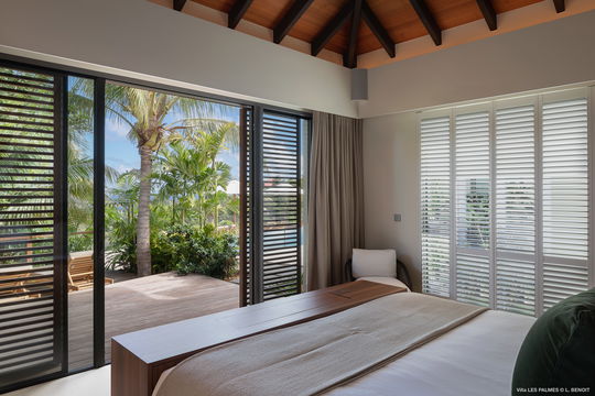 VILLA LES PALMES BEDROOM1 2