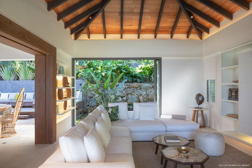 VILLA LES PALMES LIVING AREA 5