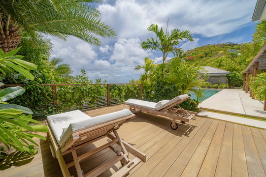 VILLA LES ROCHES BEDROOM1 13