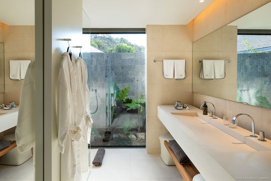 VILLA LES ROCHES BEDROOM2 4