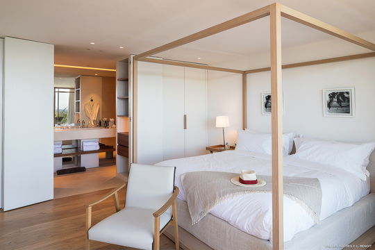 VILLA LES ROCHES BEDROOM4 2
