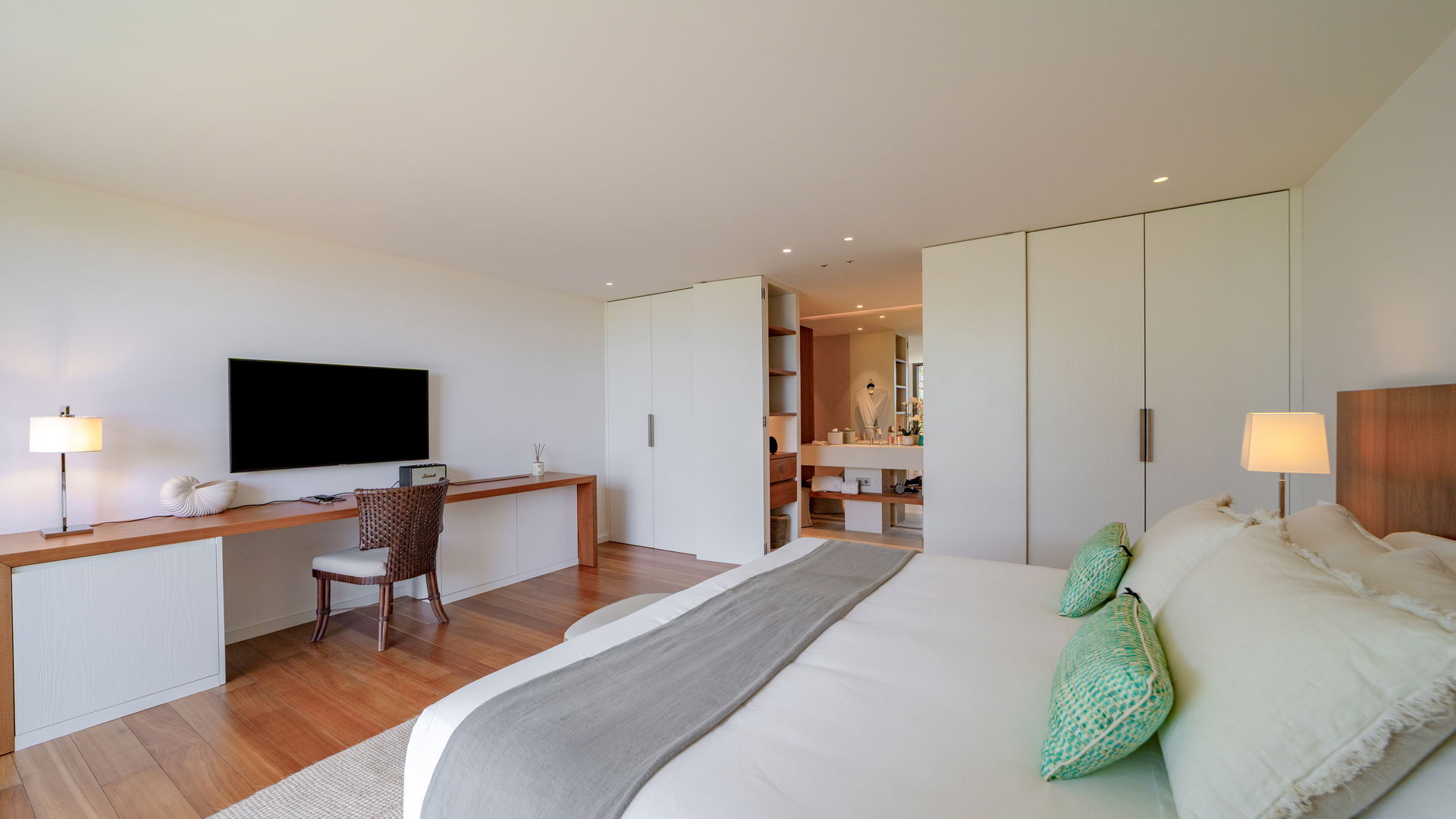 BEDROOM 5