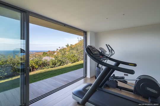 VILLA LES ROCHES FITNESS AREA 1
