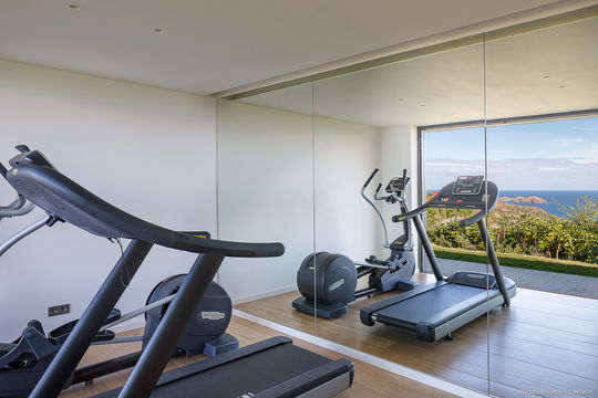 VILLA LES ROCHES FITNESS AREA 2