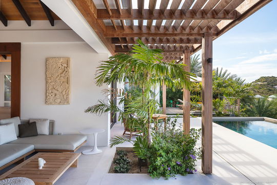 VILLA LES ROCHES LIVING AREA 2