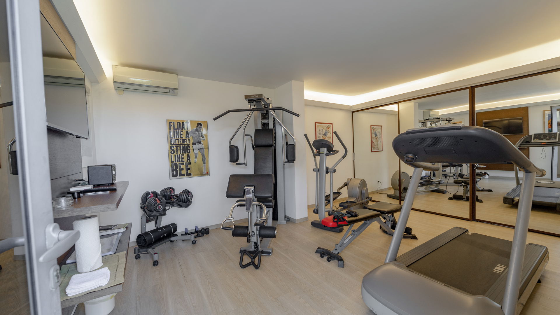 FITNESS AREA