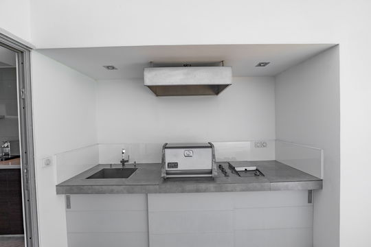 VILLA MATAJAGUI KITCHEN & DINING AREA 7