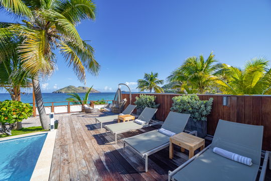 VILLA RAISINNIERS POOL & TERRACE 6