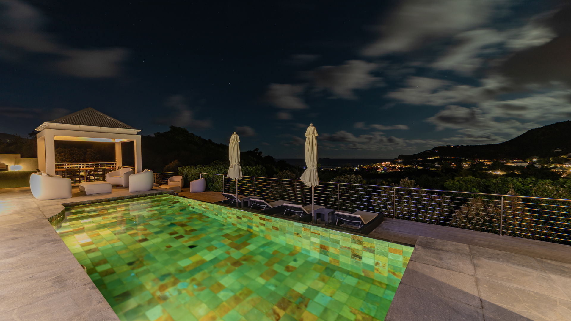 BY NIGHT
