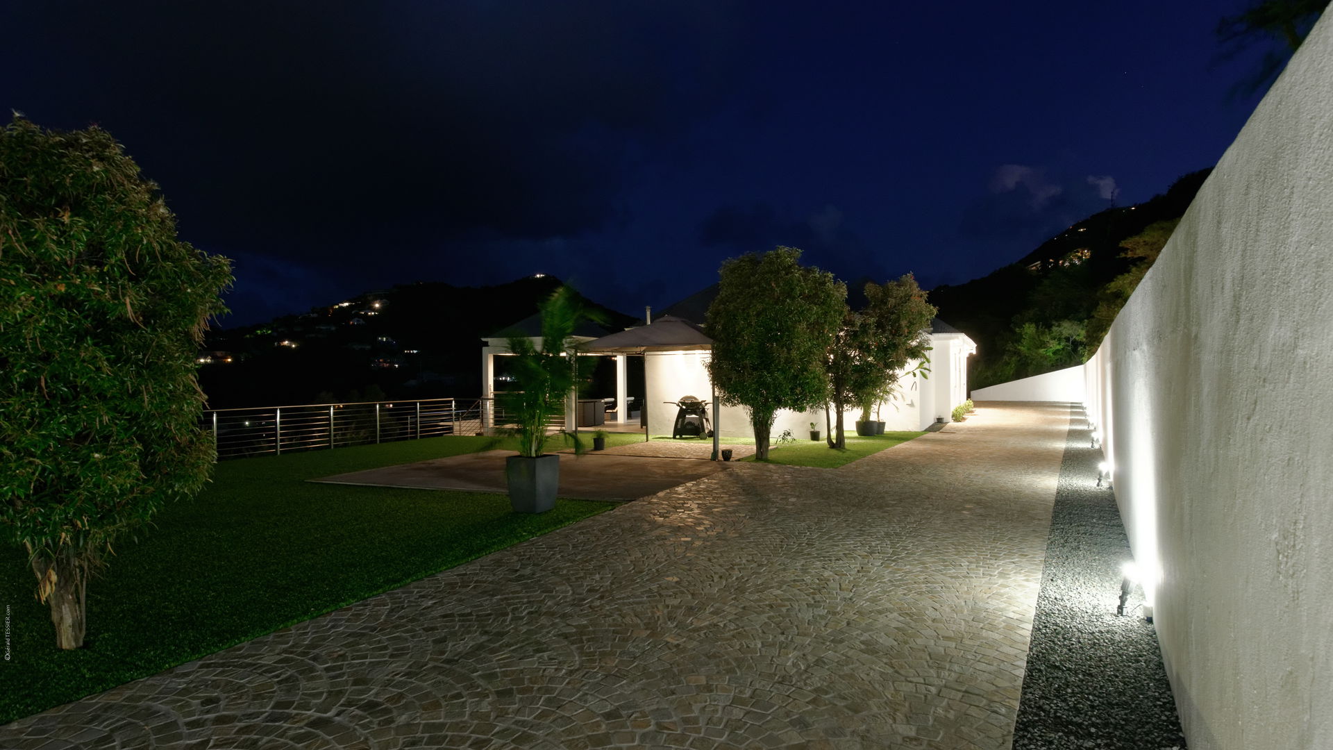 BY NIGHT
