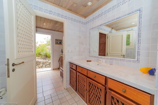 VILLA OPURE BEDROOM1 9