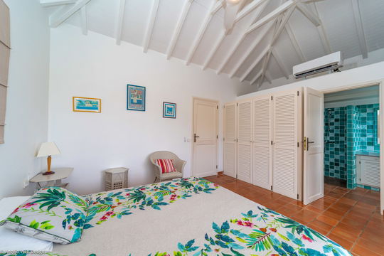 VILLA OPURE BEDROOM2 3