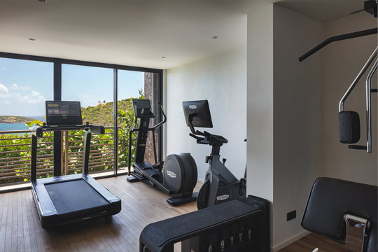 VILLA BRAHAMA FITNESS & MASSAGE ROOMS 1