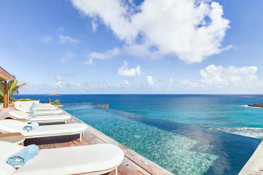 VILLA BRAHAMA POOL & TERRACE 1