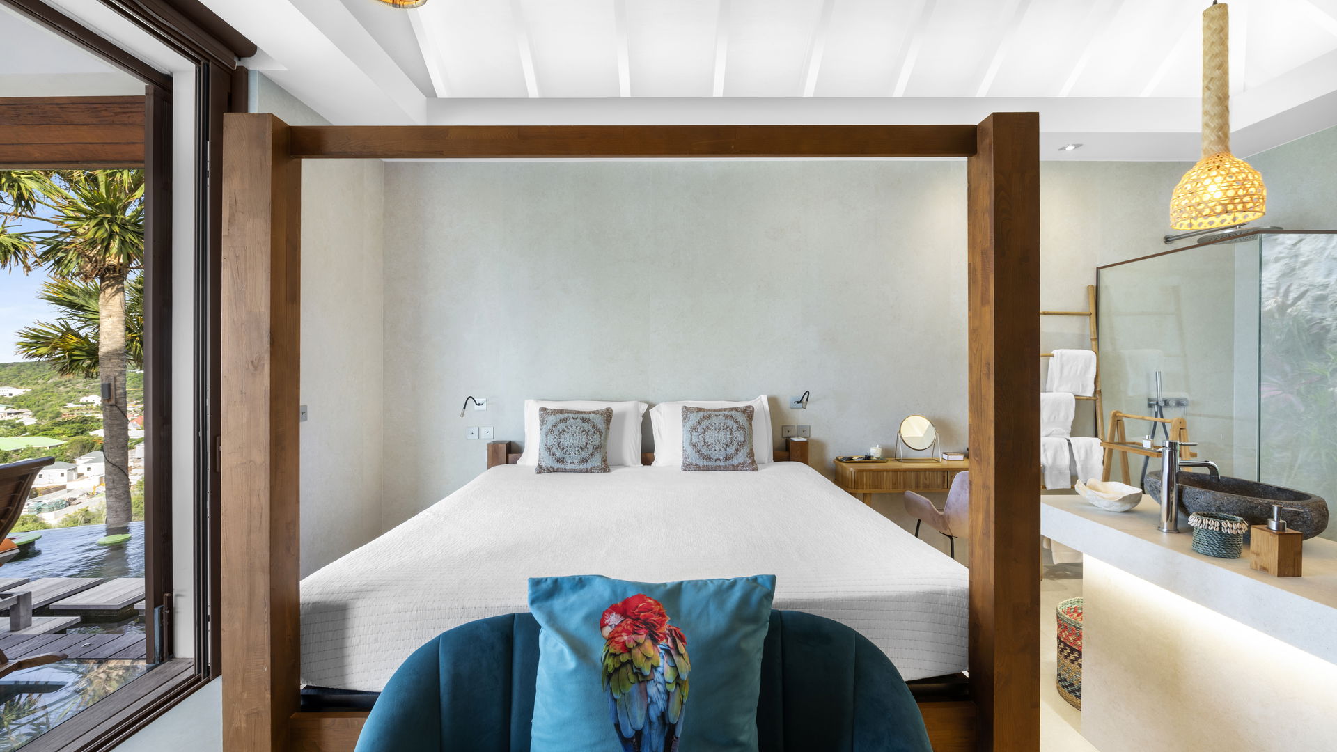 BEDROOM 1