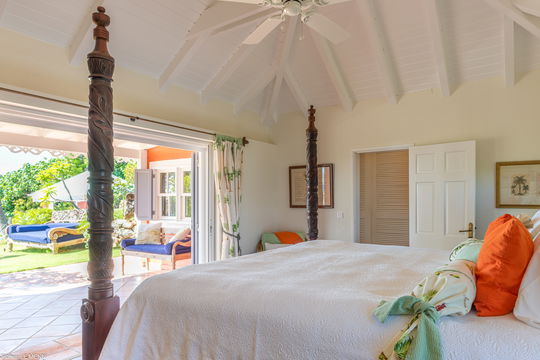 VILLA MANGO BEDROOM2 4