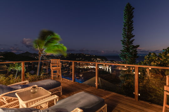 VILLA MANGO BY NIGHT 4