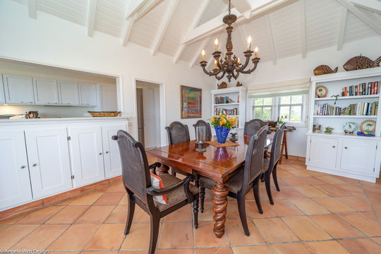 VILLA MANGO KITCHEN & DINING AREA 2
